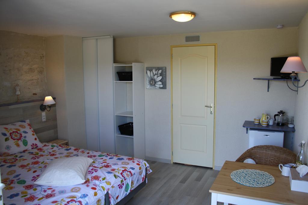 La Perle Du Lot Bed & Breakfast Castelnau-Montratier ห้อง รูปภาพ