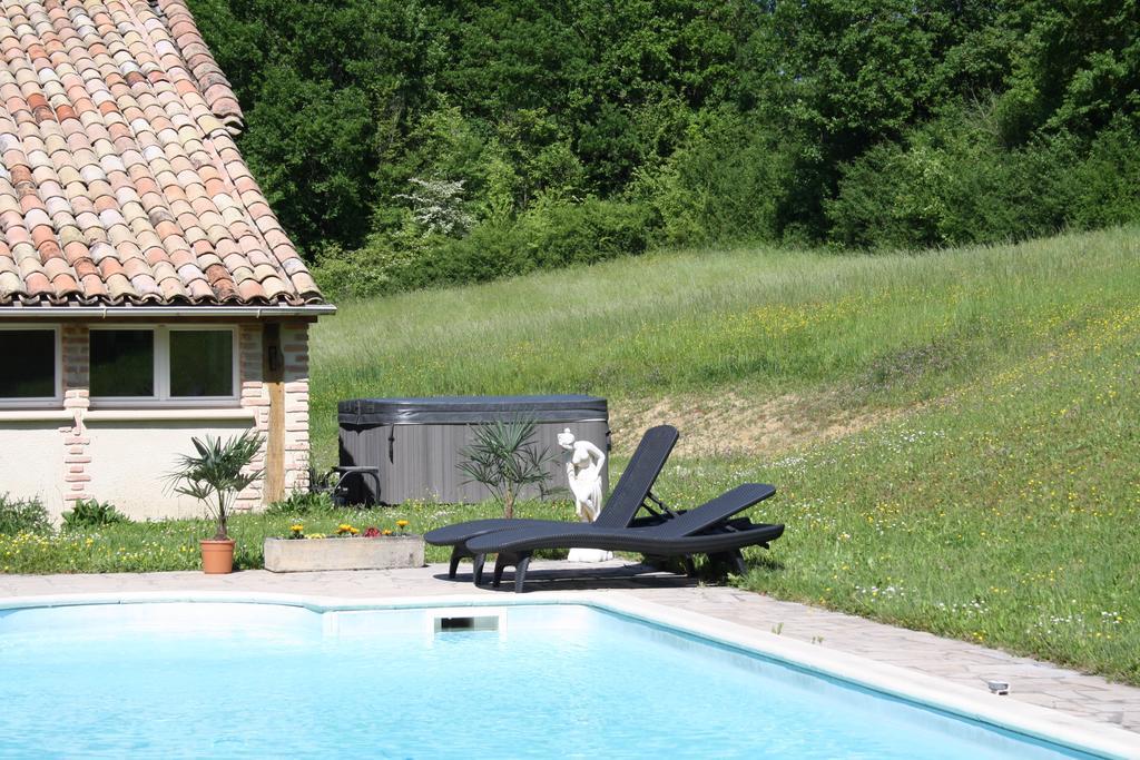 La Perle Du Lot Bed & Breakfast Castelnau-Montratier ภายนอก รูปภาพ